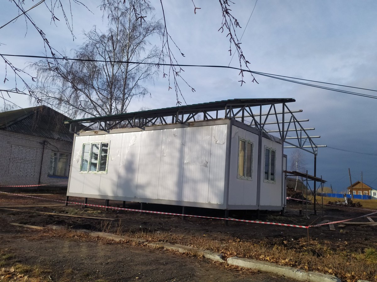 polovinkin73's tweet photo. Новый ФАП  в Красной реке!  Подрядчик завершит работы к концу ноября. https://t.co/sxfoxeQQYY