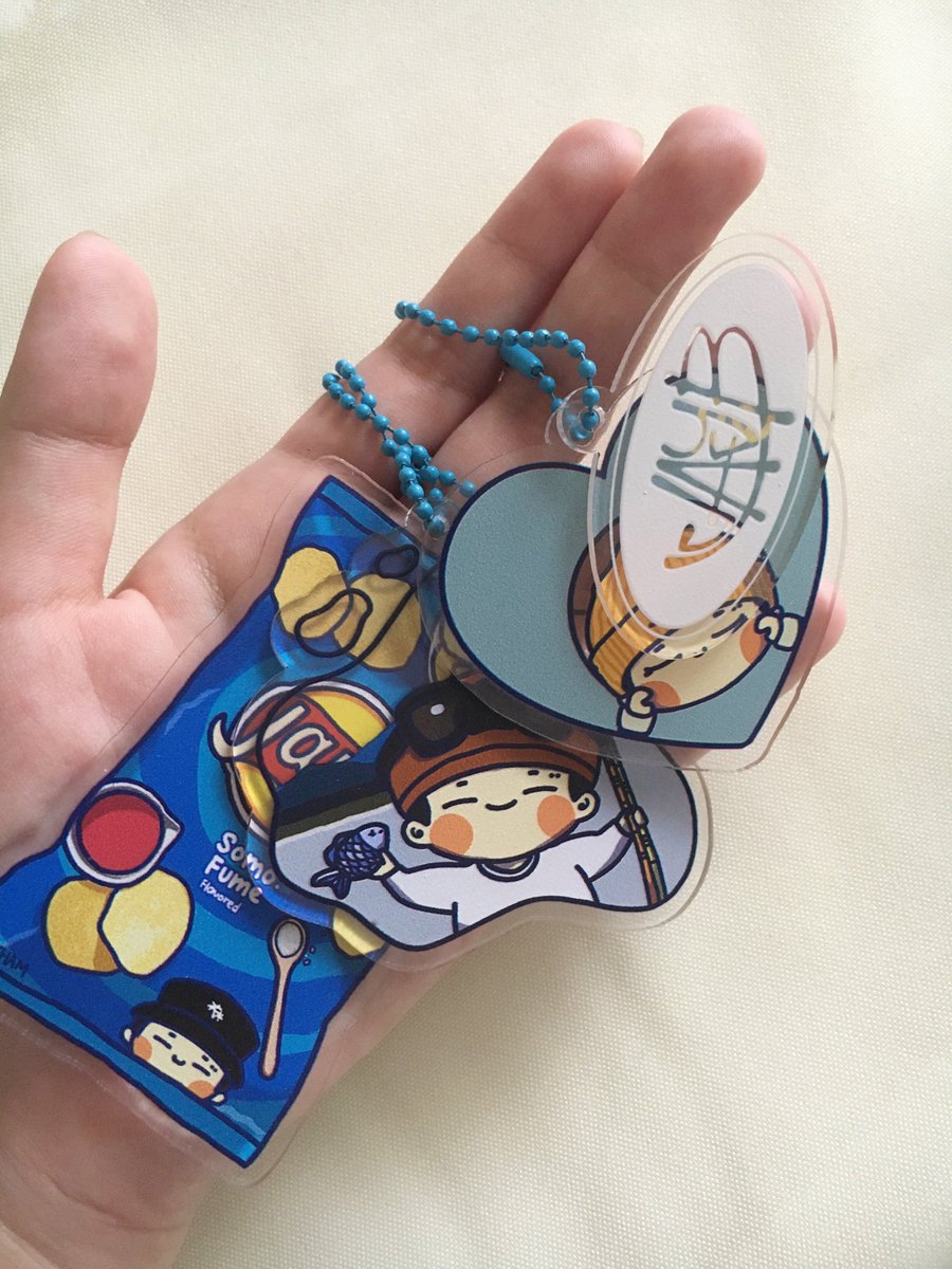 misulthumb's tweet photo. [HELP RT] 🌴

jay b somo:fume merch by @misulthumb

reopen!
ꔛ starts at 35 php
ꔛ doo/dop: nov 19&amp;21 (dp allowed)
ꔛ open for gifting &amp; intl GOs
ꔛ form: https://t.co/W9VOASBXHG

🏷 wts lfb got7 jay b somo fanmade merch ph https://t.co/xDE6sREqAN