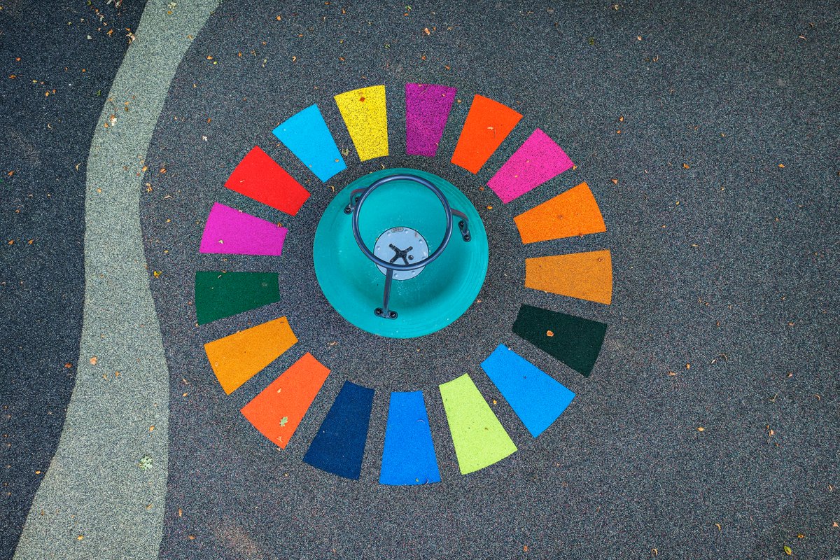 KompanUK's tweet photo. ♻️The first sustainable playground is born!
👨‍👩‍👧‍👦Born out of ocean waste, recycled textiles &amp; recycled plastic from hospitals💚🌎
✅Learn more here: https://t.co/TAZzlfZsDZ
💻Sign up to our sustainability webinar: https://t.co/VkkM2kG4EV
#LetsPlay #Playforthefuture #Sustainability https://t.co/d5soDdQ6xF