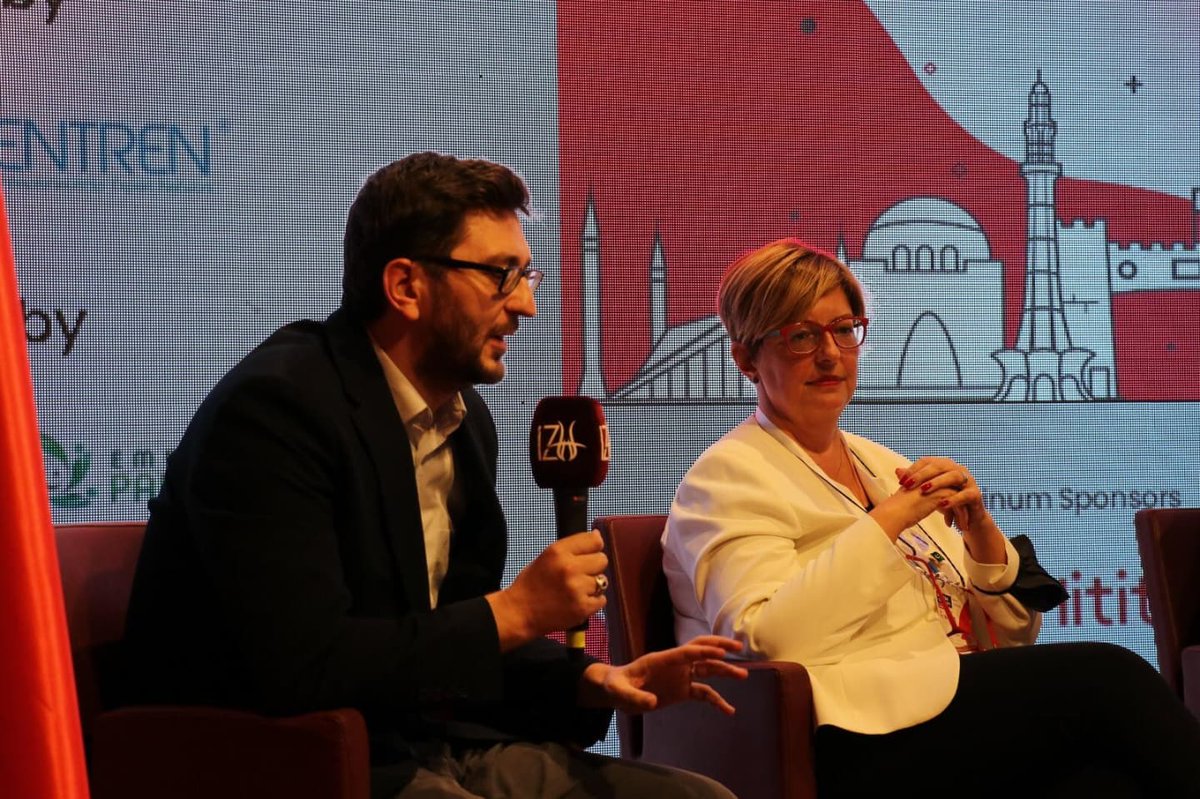 mittomarmara's tweet photo. Pakistan Tech Summit’te gerçekleştirilen “Panel Discussion on Policy for Change” paneline ; MİTTO Merkez Müdürümüz Dr. Öğr. Üyesi Mustafa Şengör konuşmacı olarak katıldı. Panelde, Değişim Politikası ve TTO’lar üzerine konuşmalar yapıldı. https://t.co/YU5MJMFafZ