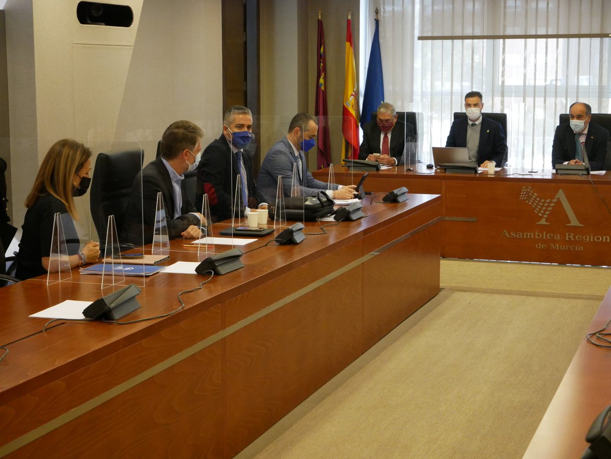 🏛 Empezamos una nueva semana de actividad parlamentaria en las audiencias legislativas para abordar el Decreto de #MedioAmbiente, en el seno de la Comisión de Política Territorial, Medio Ambiente, #Agricultura y #Agua 

Comparece <a href="/JoseFcoViejo/">Jose Francisco</a>, alcalde de #Caravaca