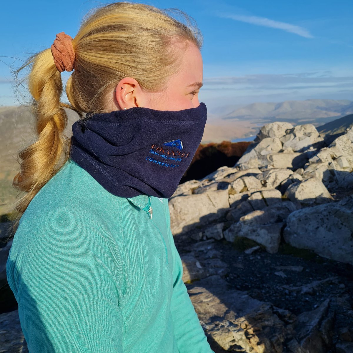 Peacockes_Hotel's tweet photo. The height of fashion, or, fashion at great heights 🤔😆
Pics taken at the top of Diamond Hill in #Connemara National Park yesterday featuring our branded Beanie and Snood. PS We also do hoodies 😊
#KeepingCosy @ConnemaraIe 
@JCWLGeopark @AranConnemara @ConnemaraNP @JCWLGeopark https://t.co/HQekK9nNl9