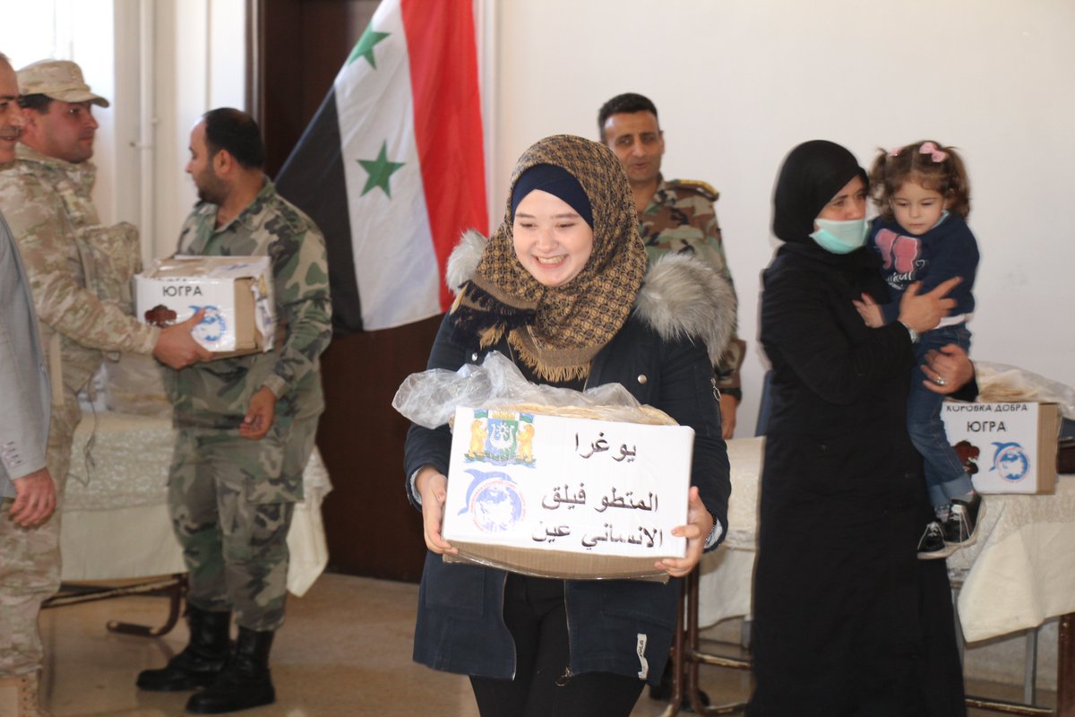 RealNewsAleppo's tweet photo. The servicemen of the Russian Armed Forces rendered humanitarian aid to children from the Syrotsk houses of the city of Aleppo "Al-Fatat El-Yatina" and "Charitable Islamic Society", more than 2 tons of food kits were given out. https://t.co/s7g3Y4B5Uu