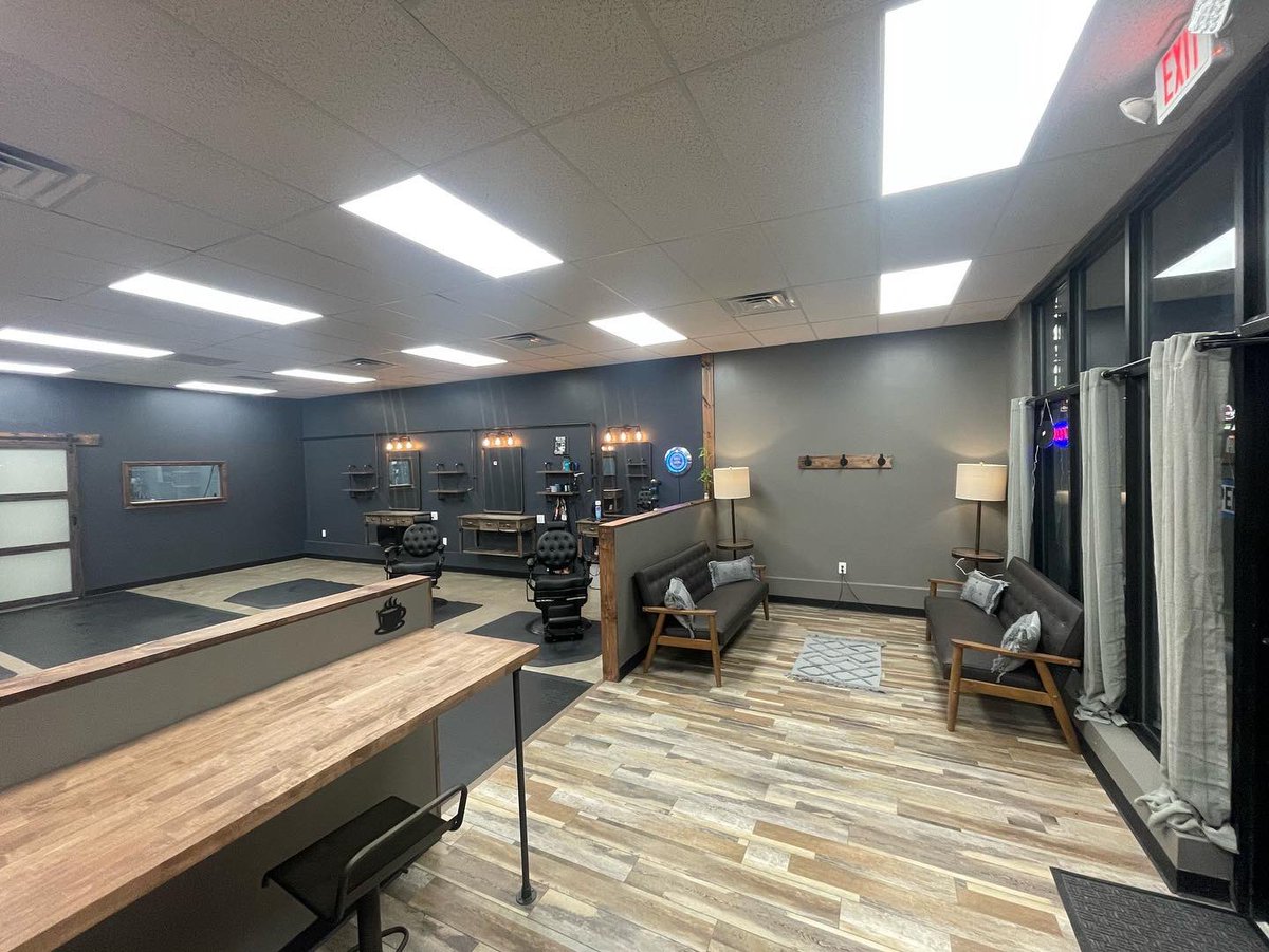 PigeonMAN tweet media