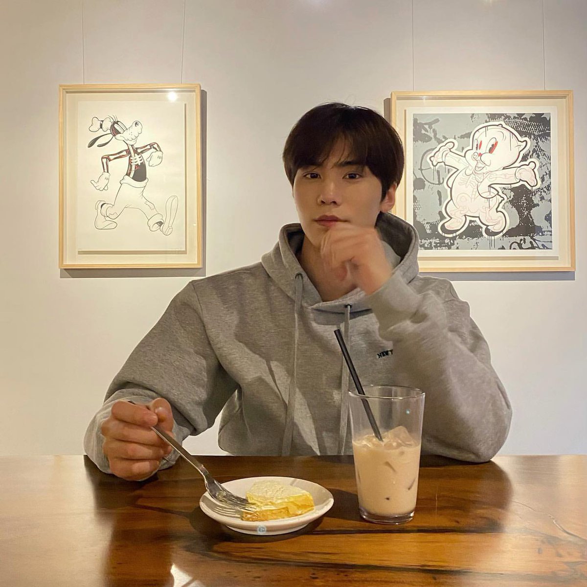 ًROCKY tweet media