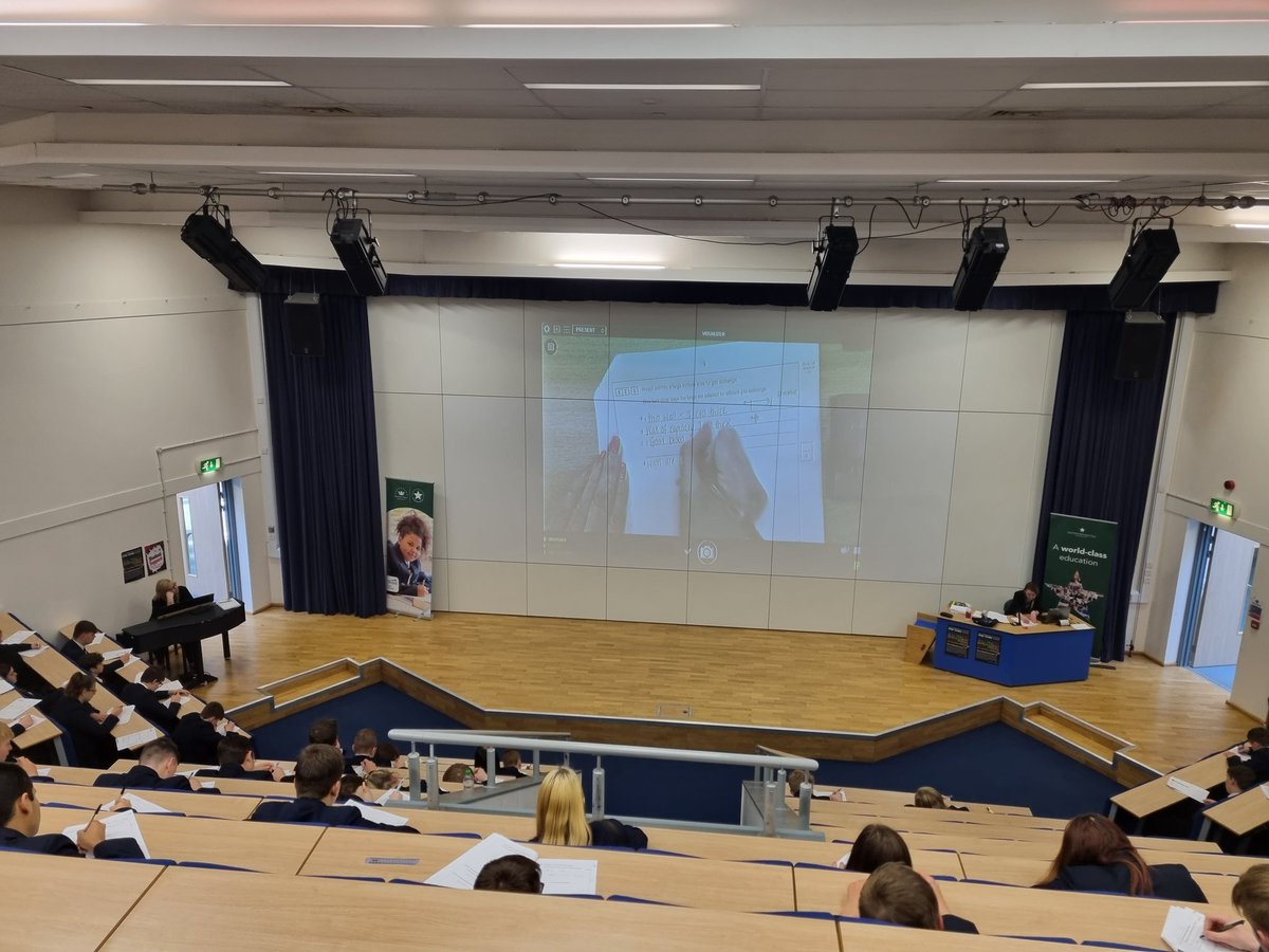 HavelockScience's tweet photo. Walking talking mocks to help our year 11s prepare for their mock exams next week! With the lovely Ms Marsden leading. Well done sets 5, 6, 7 and 8, keep up the hard work. #mockprep #TeamScience #TeamHavelock https://t.co/tkT8sBzR6S