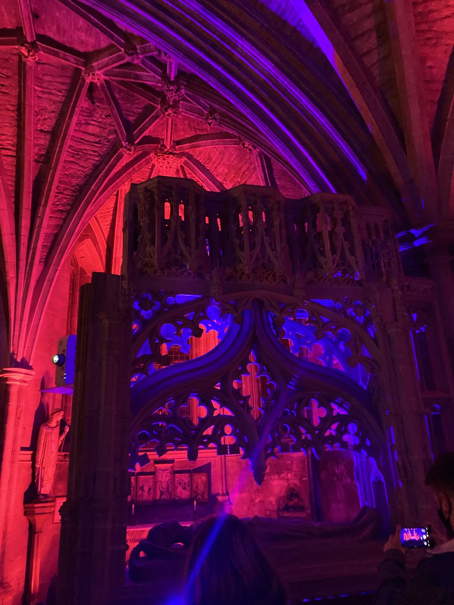 CaroePartners's tweet photo. We attended a fantastic event at Tewkesbury Abbey last week - a Festival of Lights, celebrating 900 years since the abbey's consecration. What an amazing experience @TewkesAbbey #TFOL21 https://t.co/C6uxk49Whf