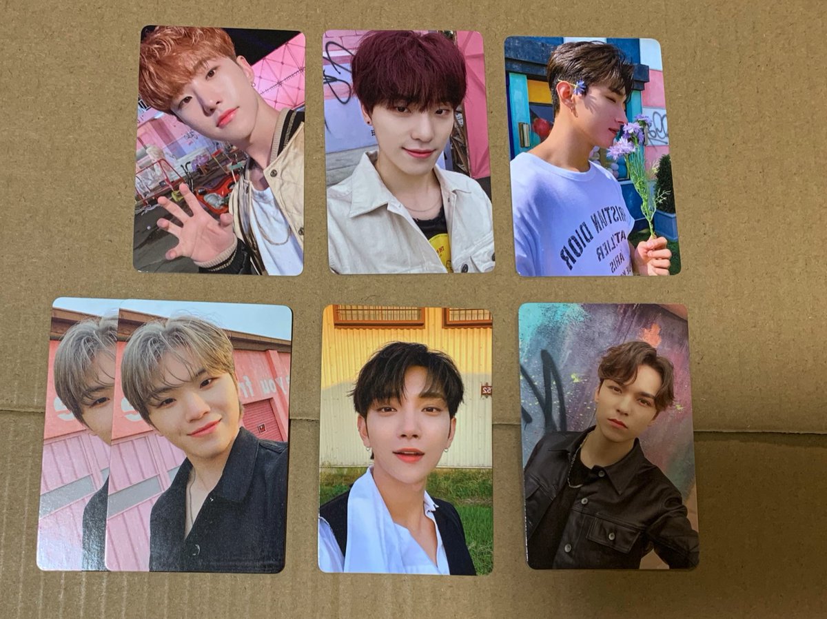 techu115's tweet photo. seventeen Your Choice
中国 YZY 一直娱 ヨントントレカ A ver B ver 手配可能です。
DMにてご希望メンバーお知らせ下さい　#세븐틴 #유어초이스 #영통포카 https://t.co/PY2M0w7iiE
