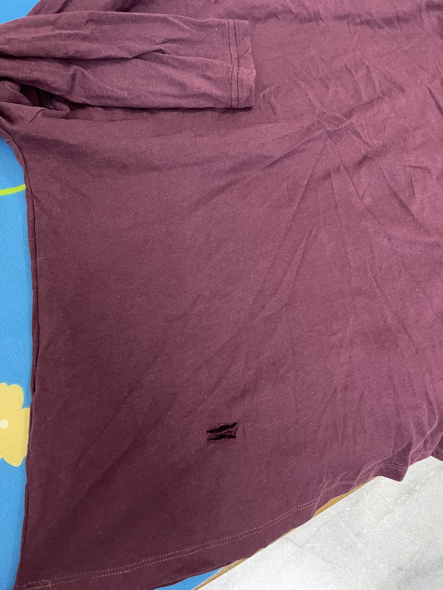 rupalsahni18's tweet photo. My order number is 2001136322 ….I found this article defective and your team is not working on it kindly work on my complaint and update me asap…#james munson# marksandspencer#relianceindiapvtlimited#marksandspencercustomersupport https://t.co/sw4Cukuxk0