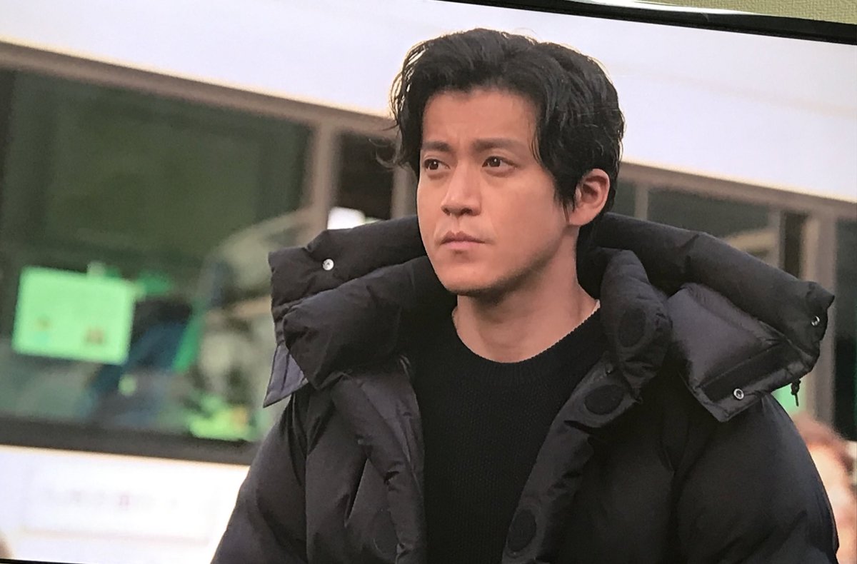sutuzamurai11's tweet photo. 昨日、テレビ見たら
たくさんのRINKOBUSが…
関東のヲタクを広島に
輸送している模様
悲しそうな眼差しで見送る
小栗旬…ジワる😅
#りんこがすき
#RINKOBUS https://t.co/nbP2Ff66GI