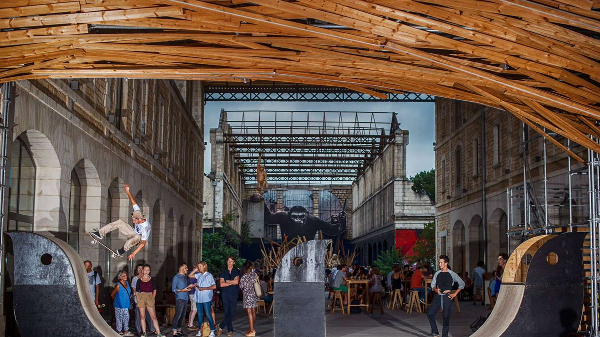 Sisters and the City tweet media