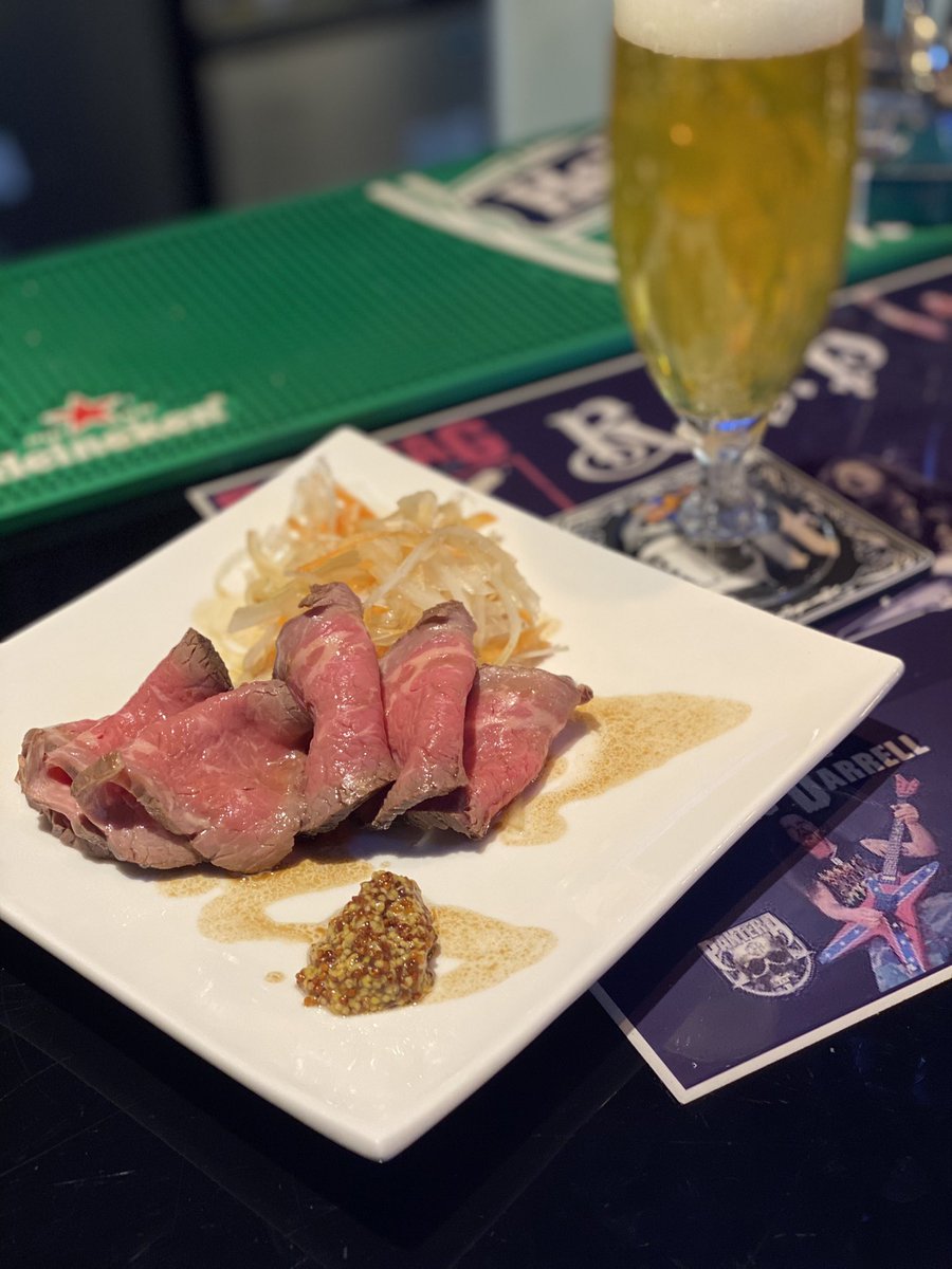 LitBar2's tweet photo. こんばんはー！
Bar Litです。

いろんなお店が再会したのでゆっくり飲める時間が増えましたねー！
本日お席にゆとりがあるのでゆっくりくつろいでいただけると思います。

美味しいお酒とお料理を楽しみませんか？！
スタッフ一同皆様のご来店をお待ちしてます！

#埼玉
#春日部市
#春日部西口
#Bar https://t.co/n35TnH0SeG