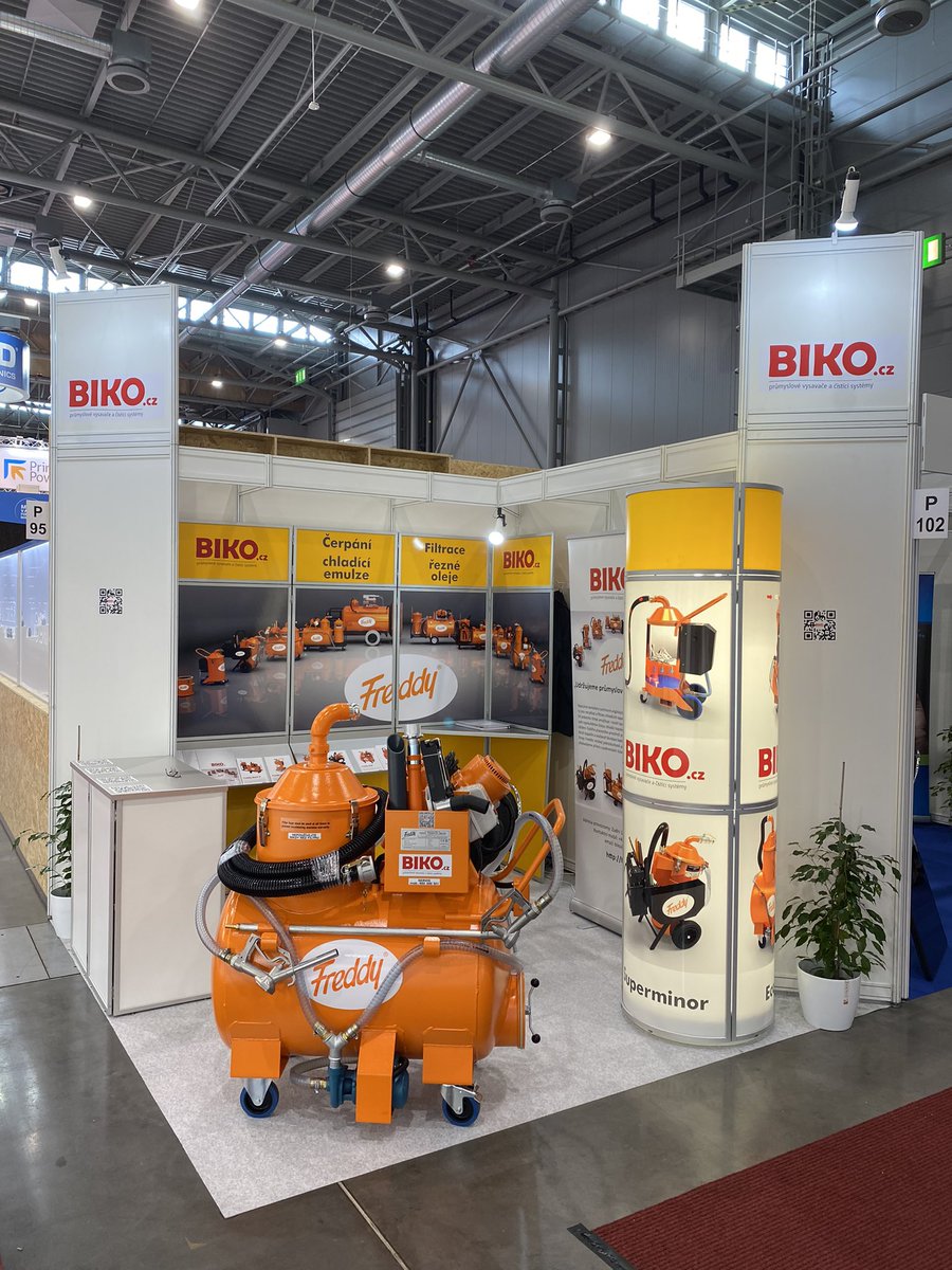 BikoCZ's tweet photo. Letos jsme poprvé v hale P stánek 102. Je tu moc příjemně a návštěvníci již chodí. #cnc #biko #msv2021 #recycling https://t.co/BH5vNY1M7h