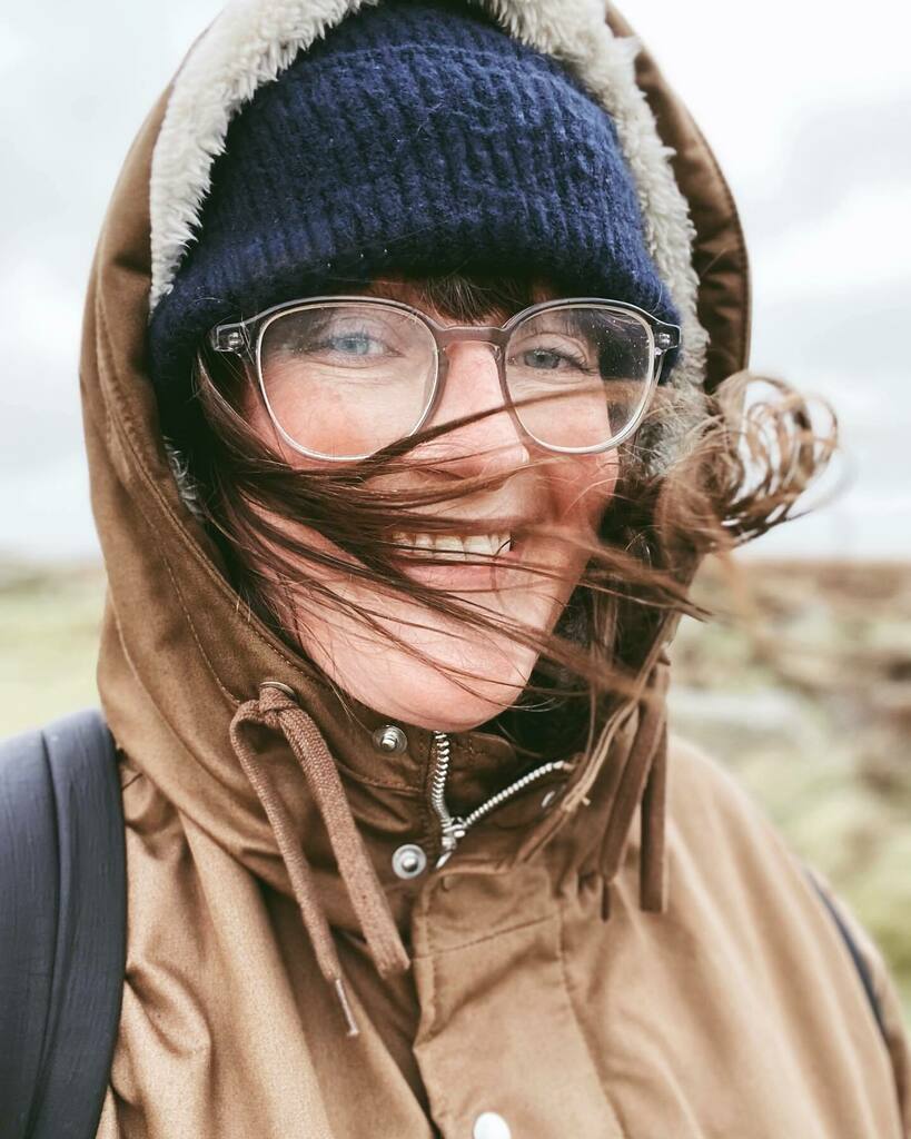 sowandroam's tweet photo. A windy Monday selfie for you. P.S send coffee. Please and thank you🙏🏻 https://t.co/QY43643zQE https://t.co/qH9n0nnbjV
