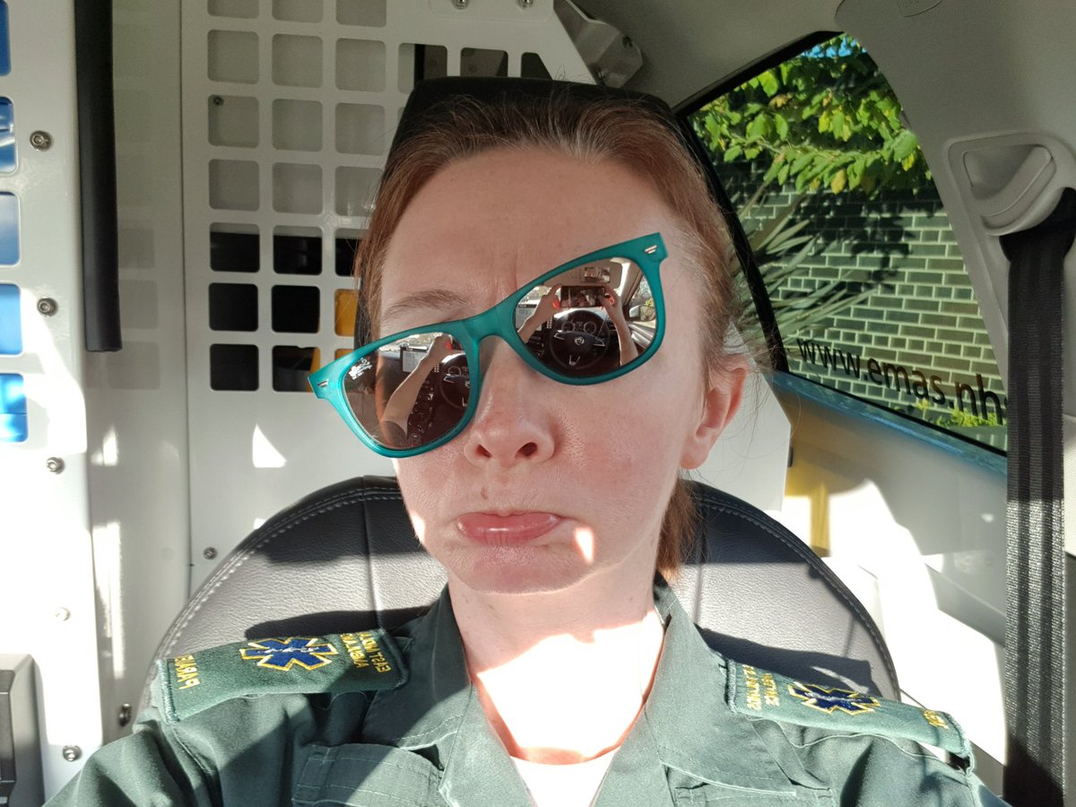 TamsinTweeting's tweet photo. Gorgeous sunny morning in Nottinghamshire! Unfortunately the right arm of my sunglasses has just fallen off....
#paramedicproblems https://t.co/OFRUewgIbr