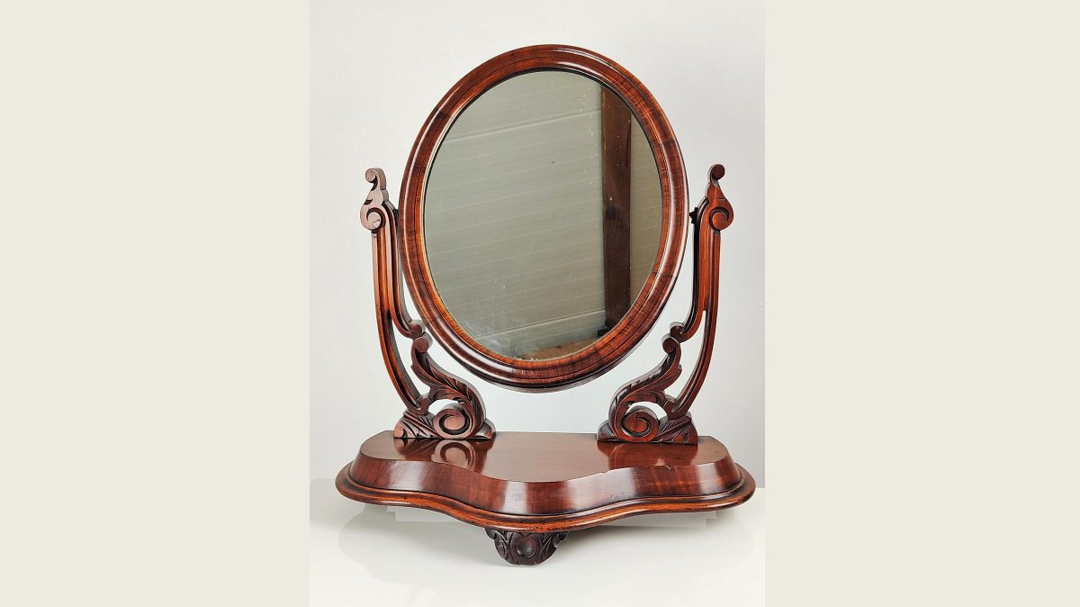 loveantiques's tweet photo. Offered for sale from Sunnyside Antiques is this Victorian Dressing Mirror: https://t.co/4u5HQ0jYI4
#antiques #antiquemirror #dressingmirror #antiquedecor #mirrors #loveantiques https://t.co/HrmgY2rBlw