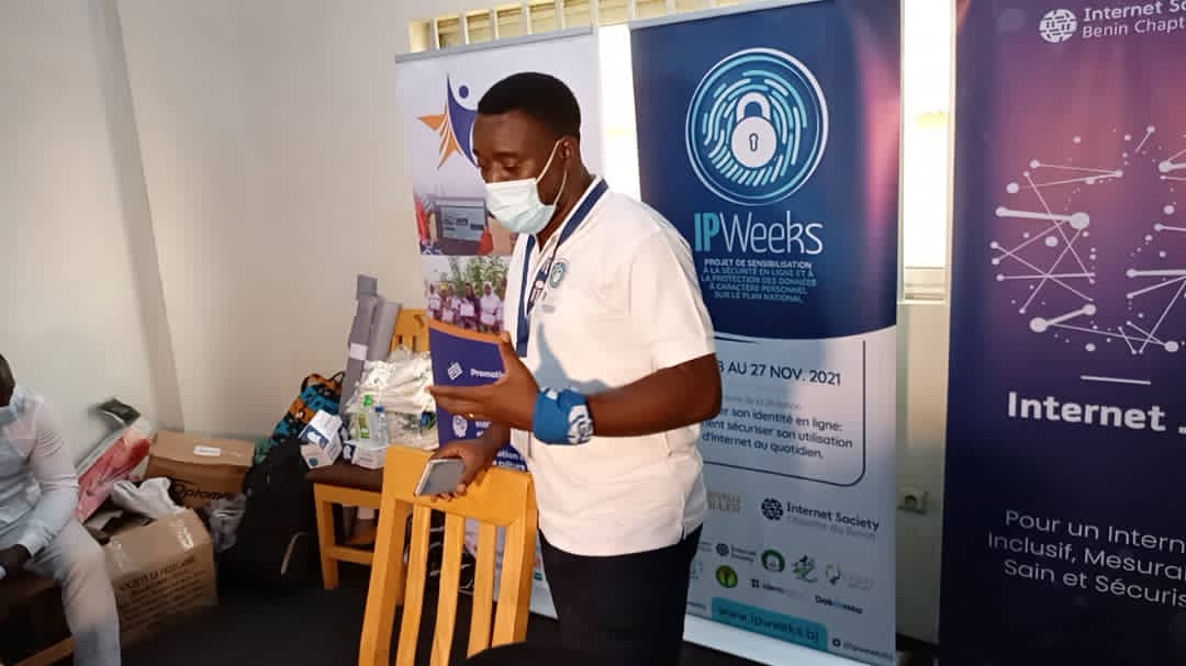 isocbenin's tweet photo. ✨Lancement officiel de IP WEEKS avec @jvbriller.
Les semaines de sensibilisation sur la protection de la vie privée sur Internet démarrent dans la belle ville de Parakou 🇧🇯. C'est parti pour plusieurs activités de renforcement de capacités.
#IPWeeks #Privacy #Security #Team229 https://t.co/XvsIgs8Yeg