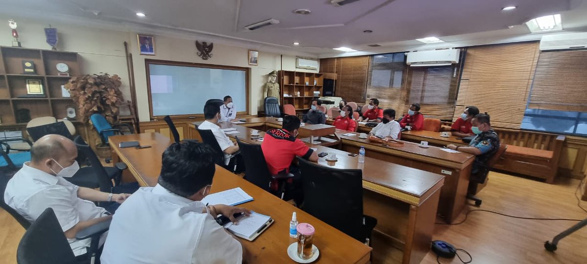 dit_binariksa's tweet photo. Audiensi dengan Federasi Serbuk Indonesia, 8 November 2021. https://t.co/ZZYUYpYqfy