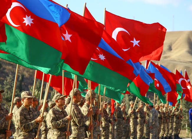 Azerbaycan’ın öz topraklarına kavuştuğu kutlu zaferin yıl dönümünde gardaşlara, #Karabağ’a, Can Azerbaycan’a selam olsun! Türk’ün bayrağı daim olsun!

Dün olduğu gibi yarın da #Azerbaycan’ın yanında olacağız!

#AzerbaycanZaferGünü kutlu olsun!
 #KarabağZaferi 
@GucluTRofficial