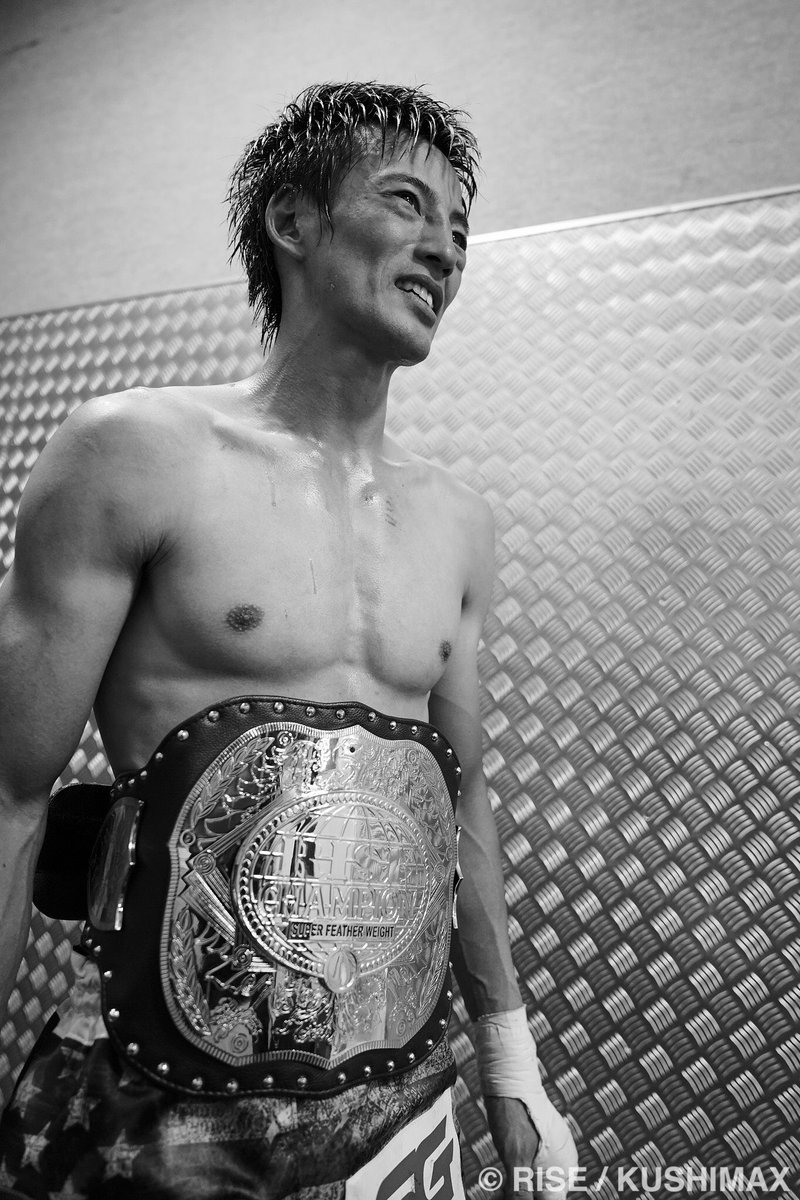 kushima_makoto's tweet photo. “RISE.152”
#一馬

#champion 
#rise #rise152 #kickboxing #karate #boxing #mma #backstage #blackandwhite https://t.co/lM6mzGIU8S