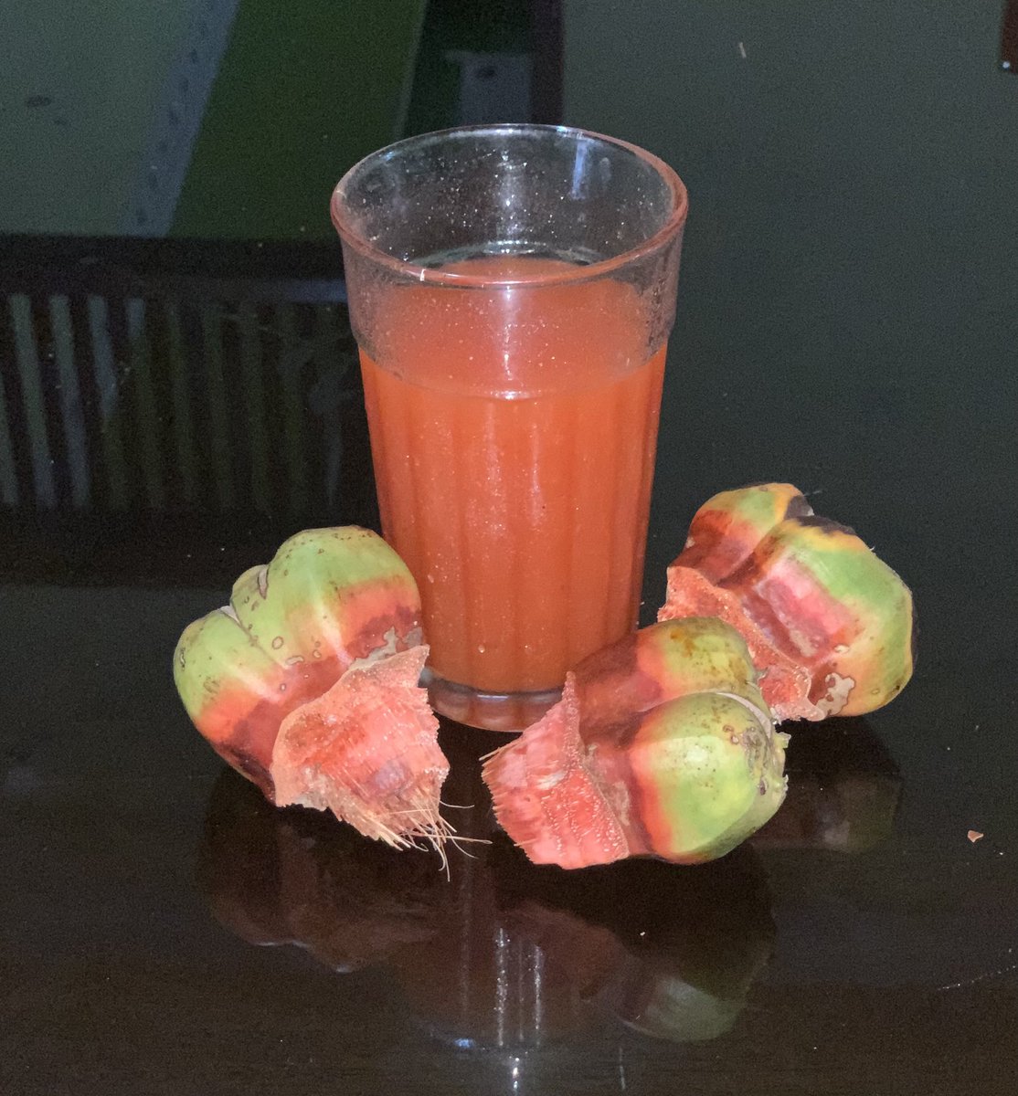 ZuvanDhaduveria's tweet image. Screw pine juice. The best #addumeedhoo #screwpine
