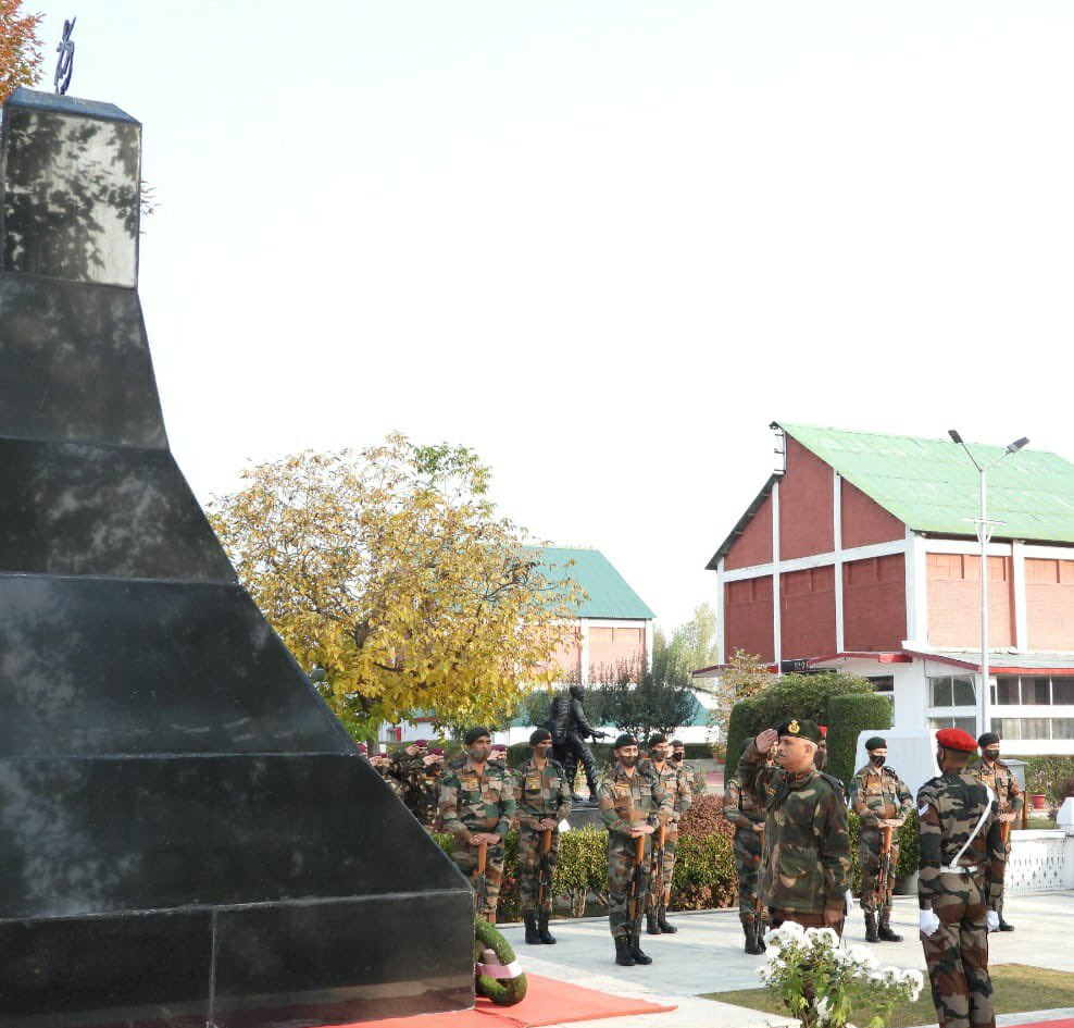 Atif45726612's tweet photo. To celebrate 75 yrs of the Victory of Battle of #Shalateng, fought on 7 Nov 47, Maj Gen SS Slaria, GOC Kilo Force
paid homage to #Kashmiris &amp; bravehearts of #Indian Army who laid down their lives in the most Decisive Battle, by laying a wreath at #Shalateng War Memorial. https://t.co/d8t2xw1KI8