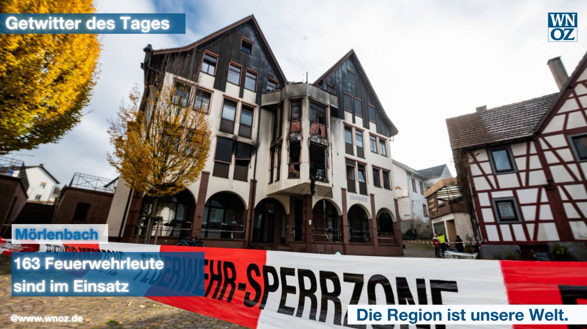 Für die #Feuerwehrleute der Gemeinde #Mörlenbach und Umgebung war die Nacht von Freitag auf Samstag keine ruhige. Ein Haus am Rathausplatz stand in Flammen. 163 Feuerwehrleute waren im Einsatz. #wnoz bit.ly/3EVUNkQ