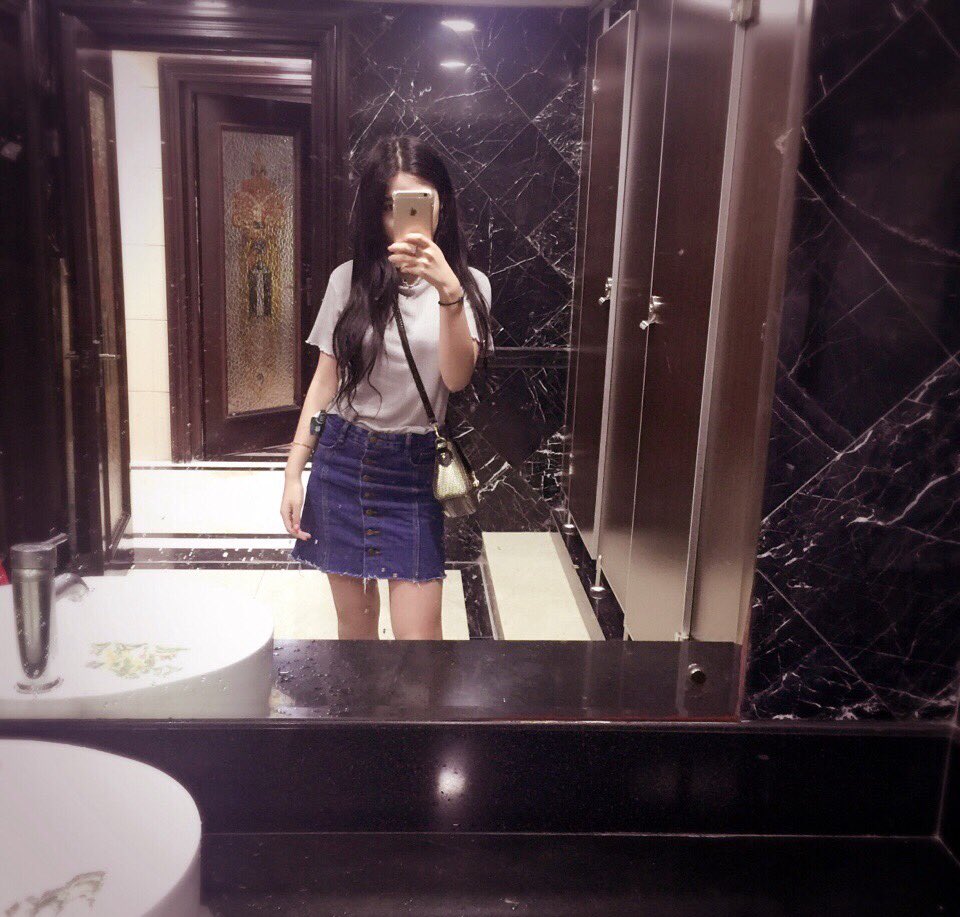 You are beaten by the darkness, which just shows that you are Guan Ming.