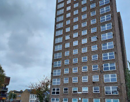 FilmFixerUK's tweet photo. Empty Estate Block  - If your production is looking for a flat – or even a whole block – make sure you consider Ledbury Estate in Southwark. More info here https://t.co/zW69UzZD7G contact us via south@filmfixer.co.uk #locationmanager #locationscout https://t.co/yGP0WsbuL5
