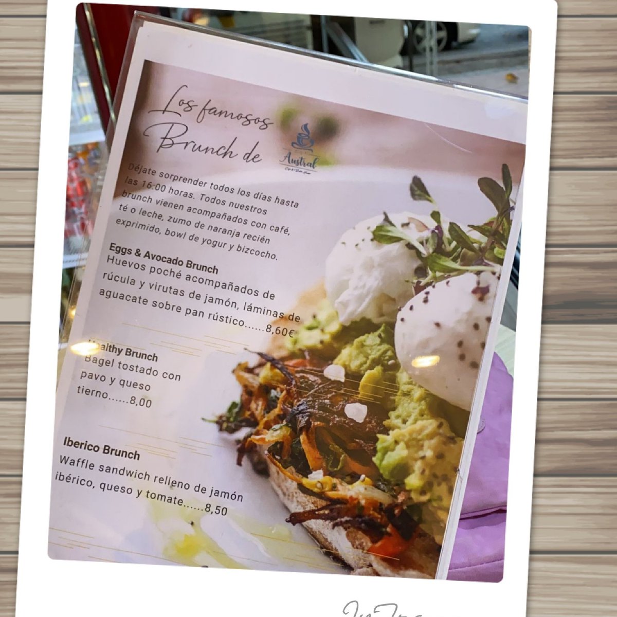 avpaudevallecas's tweet photo. 🏆 **HAY PREMIO** para los 3 mejores. Un brunch en  **Austral Café en el Ensanche de Vallecas** y que tu cartel luzca en diferentes ubicaciones del barrio
Hola, de momento como primera destacada
#PorUnEnsancheLimpio
#TuBasuraEsTuya https://t.co/QdpDwmvOkC