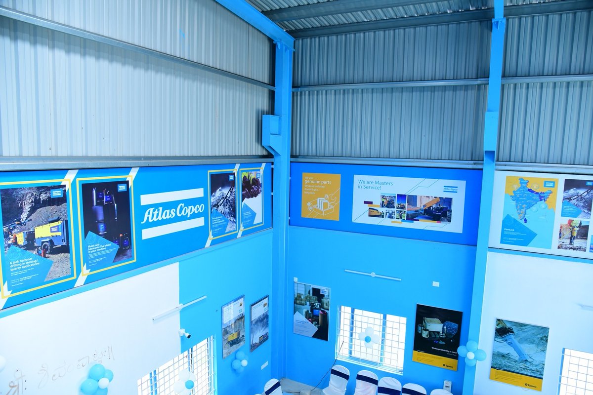 AtlasCopcoIndia's tweet photo. From #refurbishment to #element #overhaul to well stocked #parts, #JayMiningandWaterwellSolutions, our Authorized Distributor in Bengaluru recently opened their #workshop doors to bring in first time right #service when & where you need it. #AtlasCopcoIndia #PowerTechniqueService https://t.co/rpVnZsIbI9