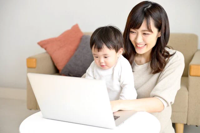 子育てしながら在宅でお仕事の？理想と現実の違いwww