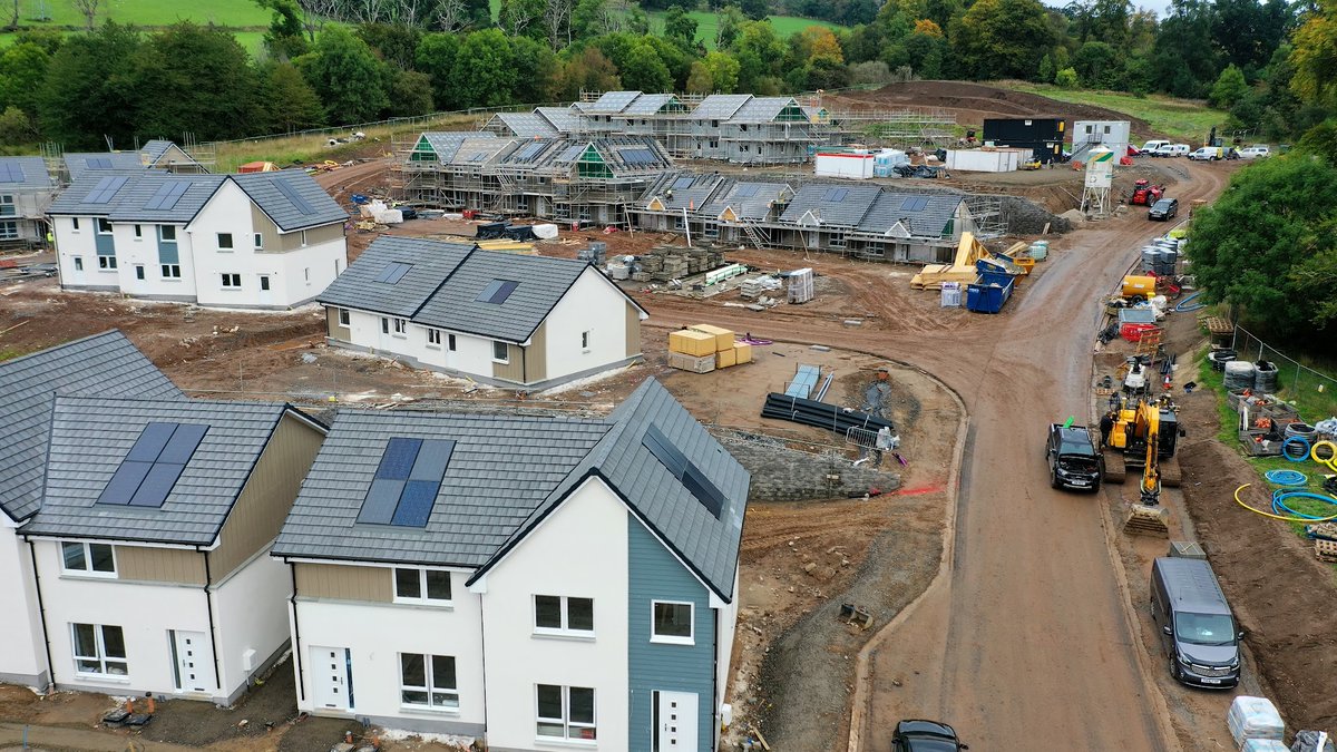 CapstoneCLTD's tweet photo. Here are some recent drone photos showing the progress at our Castlepark, Dingwall housing development for @albynhousing. https://t.co/7JHs8pUrwu