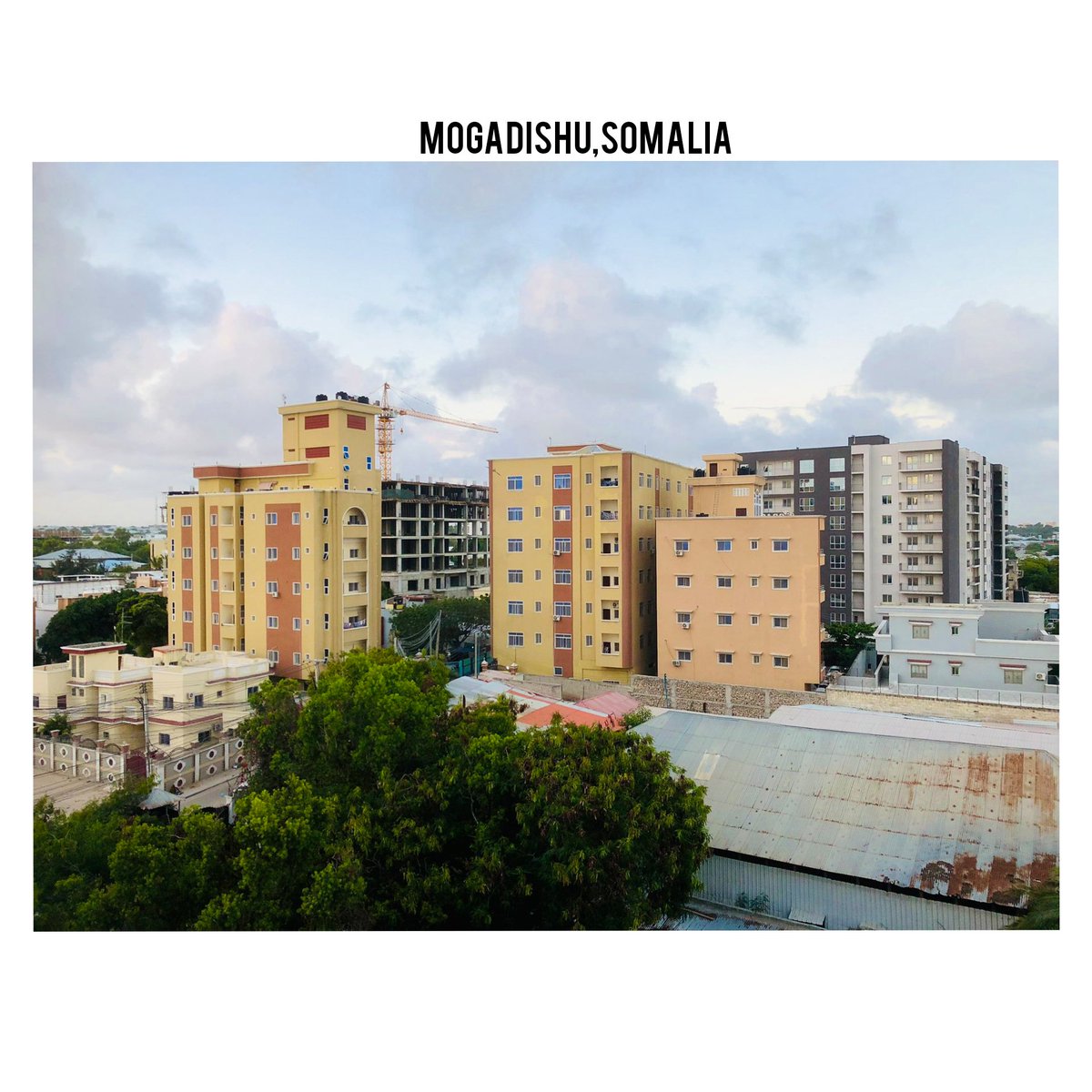 BaidoaBPM's tweet photo. Mogadishu,Somalia🇸🇴Welcome to Somalia🇸🇴

Mogadishu is located in southern Somalia Mogadishu has tourist attractions 
1-Garden of peace 
2-Banadir garden 
3-Lido beach 
4-The fields of Dar es Salaam 
5. There are also cafes places
#gettoknowsomalia🇸🇴
#VisitSomalia🇸🇴 https://t.co/BykEdLCPcS