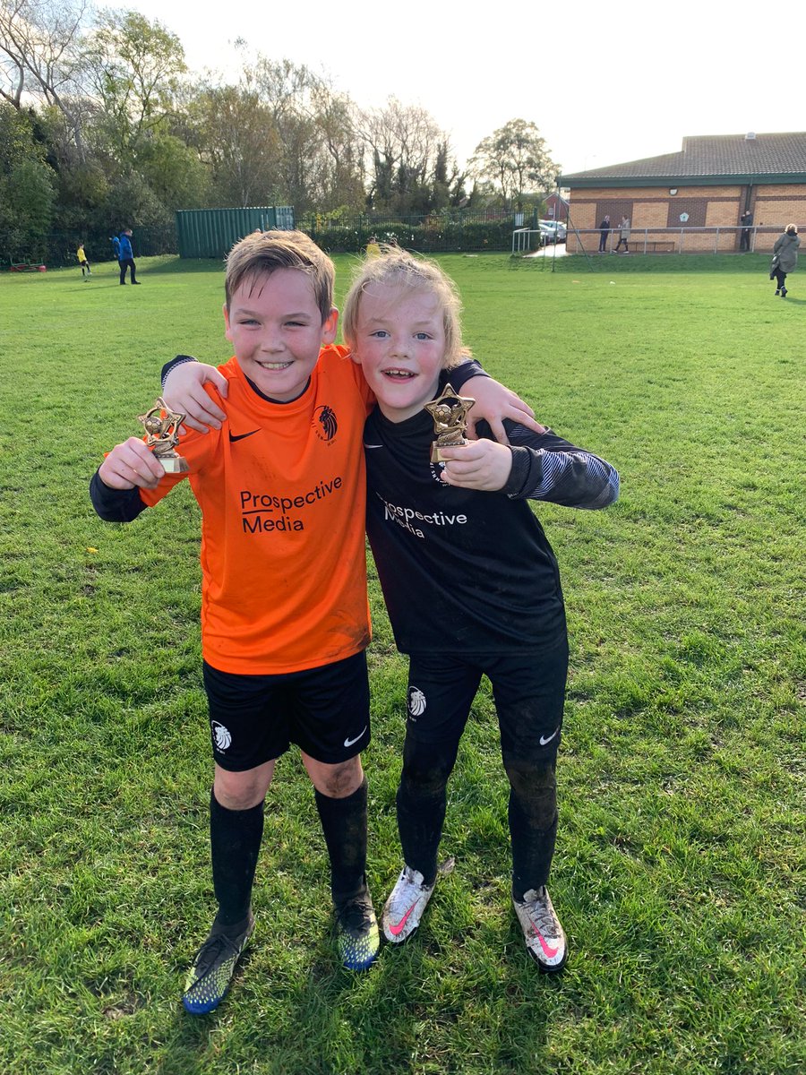 BarcaU10's tweet photo. Great game last week against @AUnder8s and another belter yesterday against @LiverJuniors . As tough as this league is, it's boss seeing the kids improving each week and enjoying themselves... most of the time haha. Good luck for the rest of the season. 👊 https://t.co/tzzaPKXvCQ