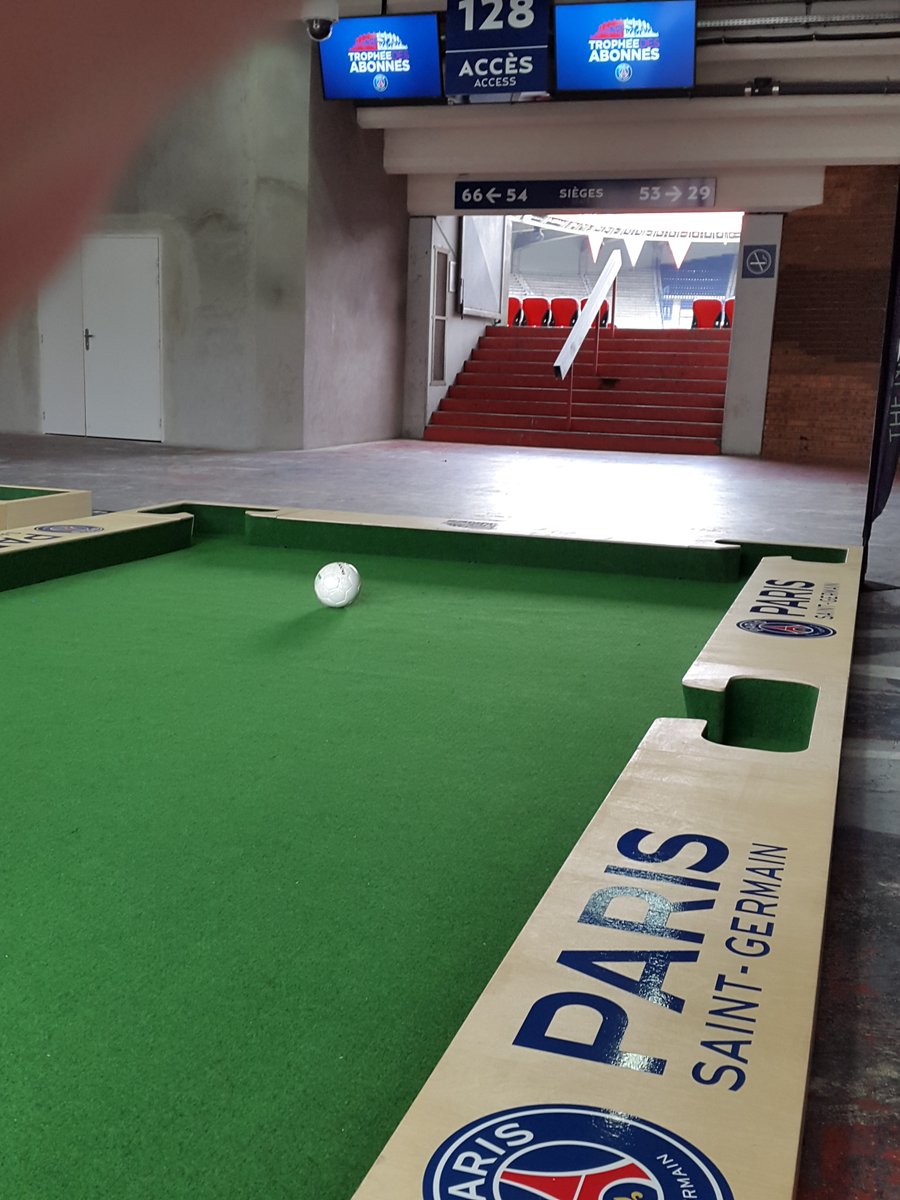 snookball's tweet photo. Snookball au Parc des Princes🔵🔴🏟️ https://t.co/i3nmKsZiJB