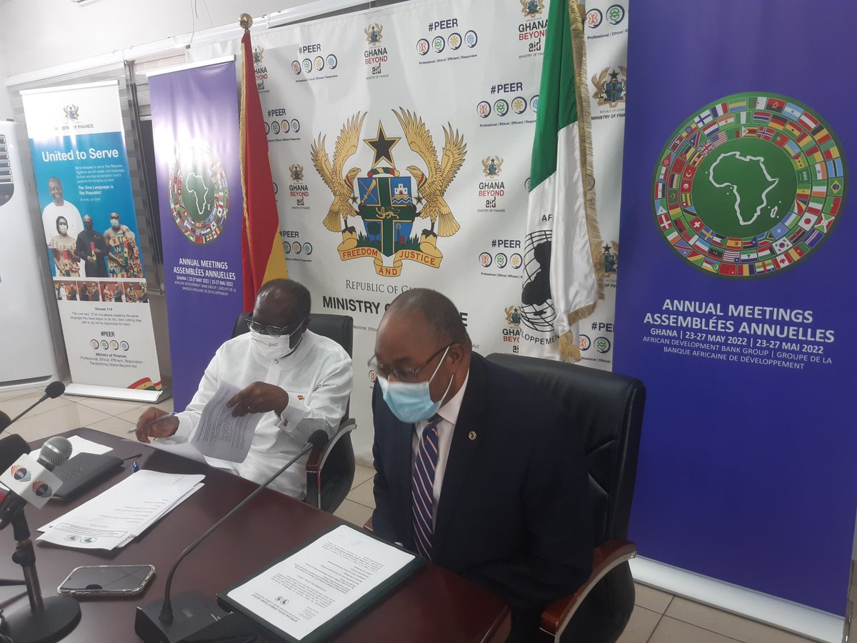 MoF_Ghana's tweet photo. currently happening...signing of MoU between Ghana and the AfDB at Ministry of Finance 
Ken Ofori-Atta and Prof Vincent O. Nmehielle, Secretary General of the African Development Bank Group https://t.co/buHnMF4qUN