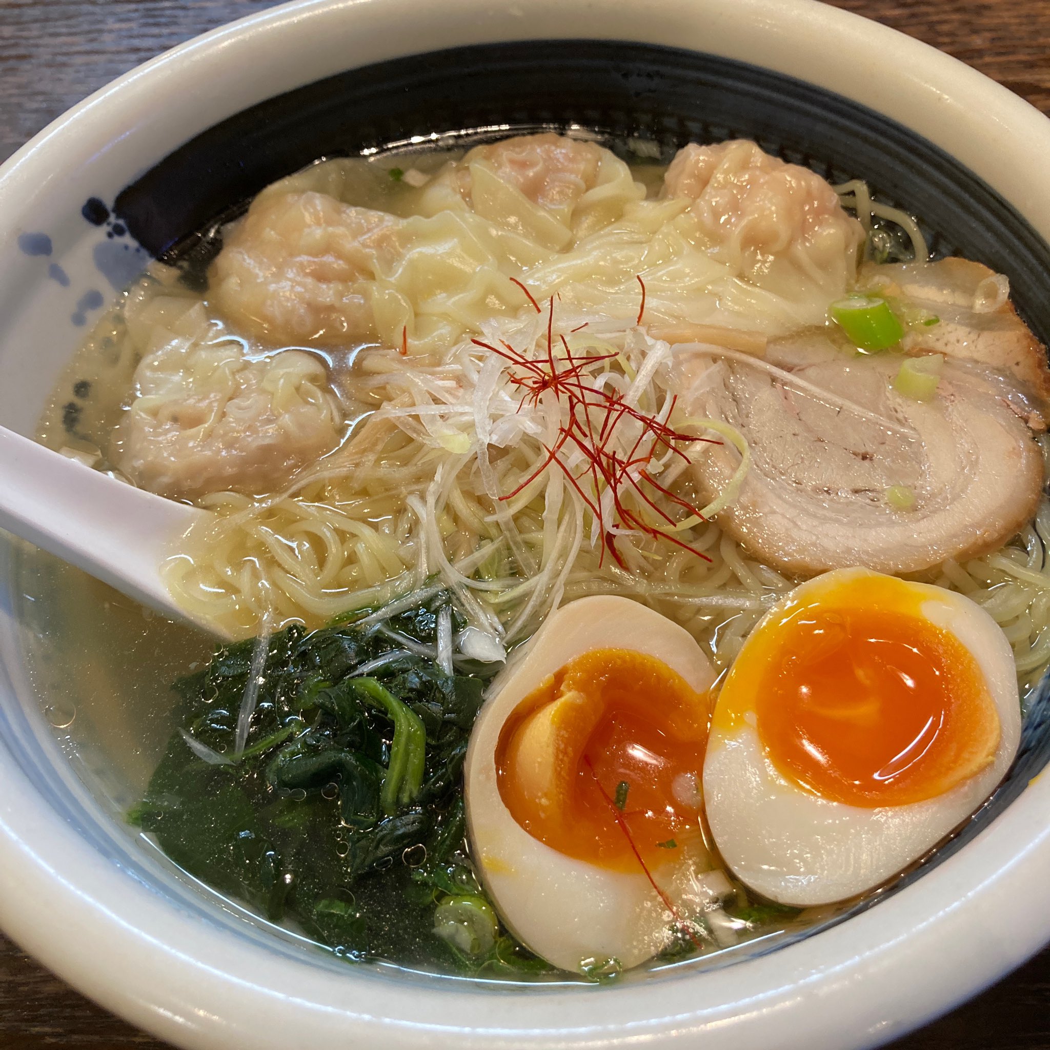 いずみひろたか いずくん Al Twitter オススメの 海老ワンタン麺 神楽坂 俺流塩ラーメン神楽坂店 俺流塩ラーメン神楽坂店 俺流海老ワンタン麺 ワンタン麺が好き 塩ラーメンが好き 海老ワンタン麺 神楽坂グルメ T Co Jos7cfthwd Twitter いずみひろたか いずくん Al Twitter オススメの 海老ワンタン麺 神楽坂 俺流塩ラーメン神楽坂店 俺流塩ラーメン神楽坂店 俺流海老ワンタン麺 ワンタン麺が好き 塩ラーメンが好き 海老ワンタン麺 神楽坂グルメ T Co Jos7cfthwd Twitter
