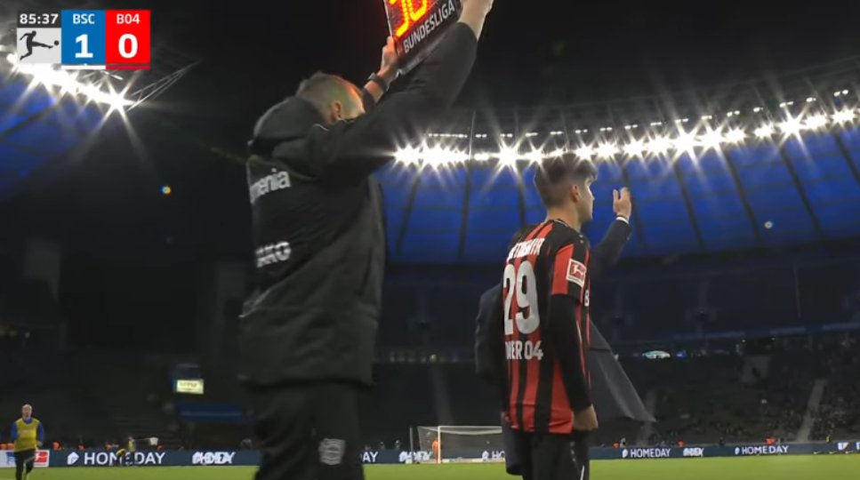 NordiskFootball's tweet photo. #NordiskTalent
Zidan Sertdemir 🇩🇰 (2005) a fait ses débuts pro hier avec le Bayer Leverkusen face au Hertha Berlin à 16 ans et 276 jours.
Il entre dans l'histoire de la Bundesliga 🇩🇪 en devenant :
- le plus jeune joueur de Leverkusen
- le 2nd plus jeune joueur derrière Y. Moukoko https://t.co/OtExXtlEMI