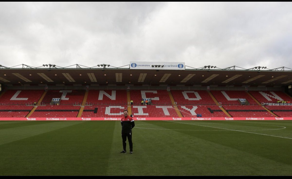 smallsy_1's tweet photo. Dear @LincolnCity_FC … https://t.co/XlOUUrLRVE