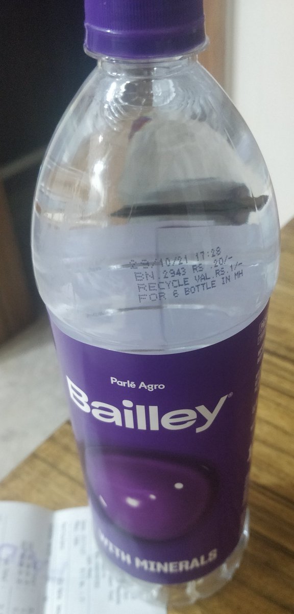 Ephemeral_Thots's tweet photo. Ordered a water bottle from The Callisto restaurant #Nasik for takeaway. The MRP on the bottle is ₹20 bt d hotel charged me ₹31.50 for the water bottle.
Charging a water bottle more than its MRP is wrong bt also charging GST over the MRP is incorrect. @WeAreNashik #Nashik #Gst https://t.co/AsPEUZu3bZ
