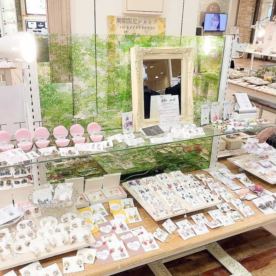 Karison31's tweet photo. Panash青戸店様にお声掛けいただき、11月11日から24日まで店頭委託販売をお願いする事になりました🥰💓

お近くの方は是非お立ち寄りいただければ嬉しいです❣️✨ https://t.co/ZhYaaMCK1L