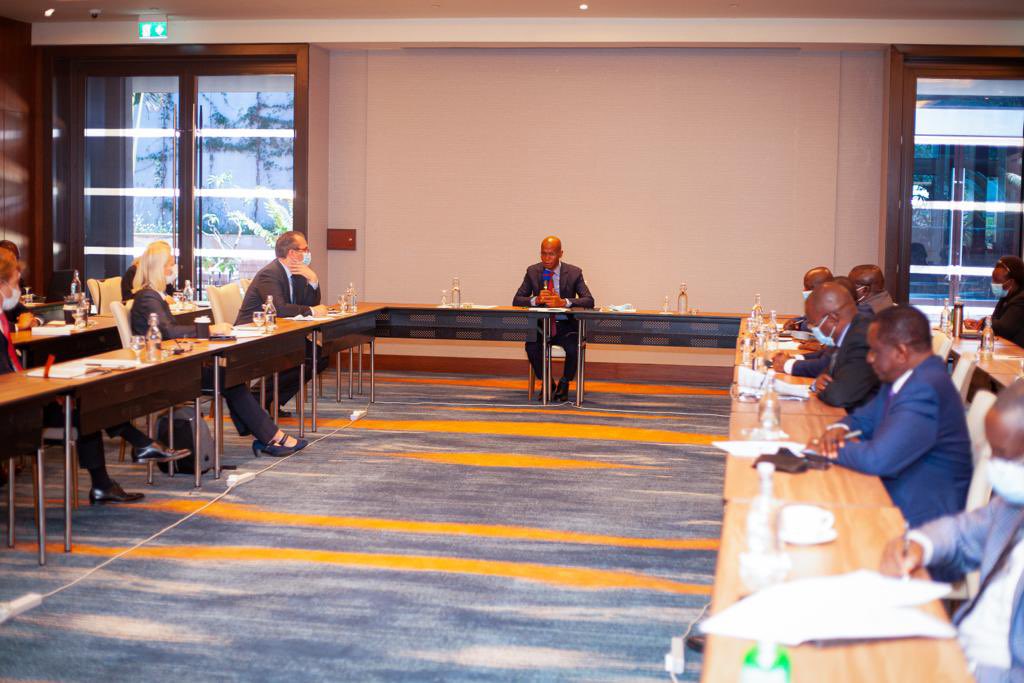 JMakamba's tweet photo. Today, I kicked-off negotiations for the $30bn Tanzania LNG project. The project will transform our economy. For the past two months, we’ve worked hard behind the scenes to get here. We’re confident that a Final Investment Decision will come sooner than is traditionally the case. https://t.co/gjAEtY3HYt