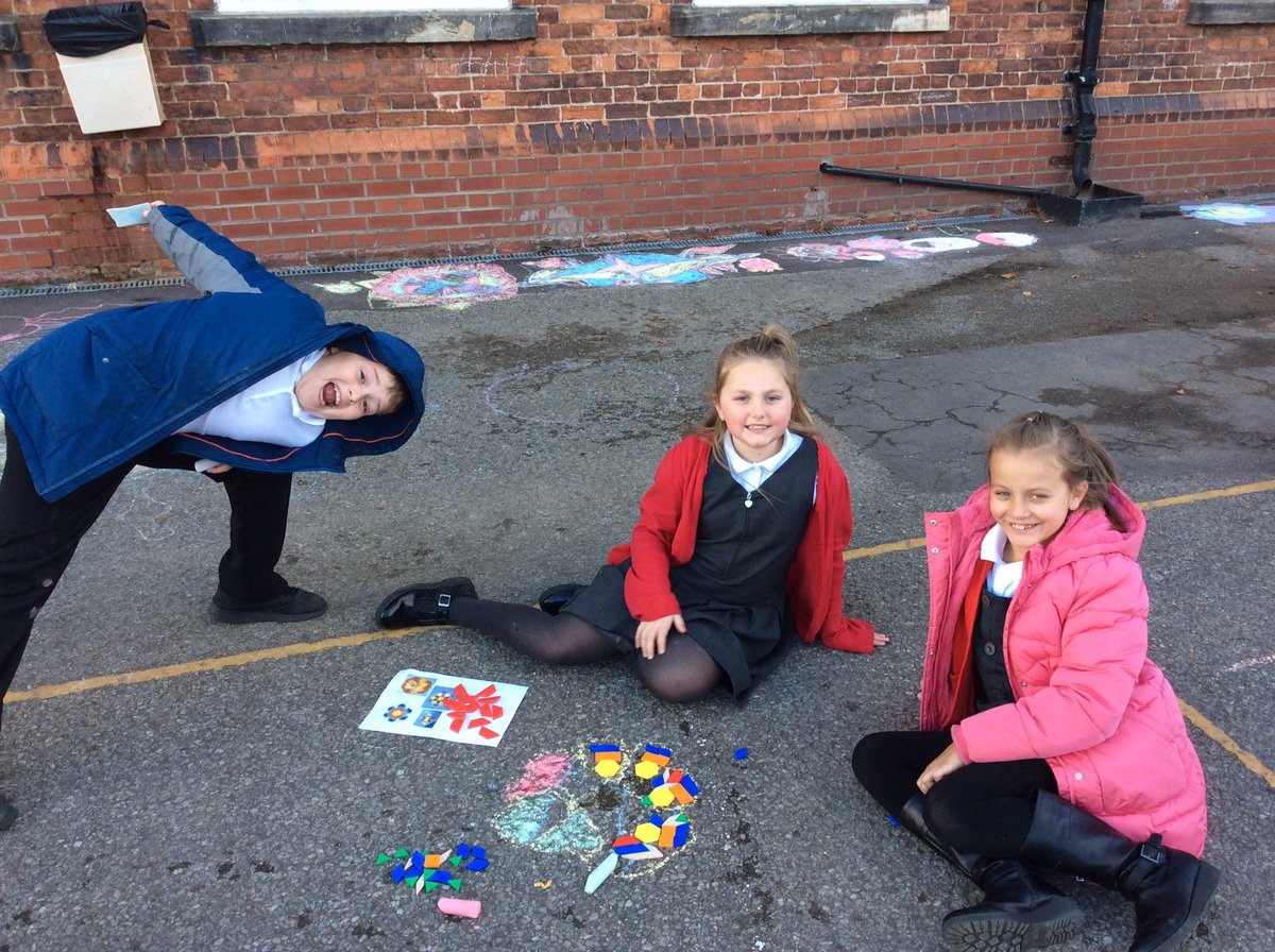 MrsC_017's tweet photo. Happy Diwali! We hope everyone who celebrated Diwali on the weekend had a magical time! Last week we created by creating beautiful Rangoon patterns on @OutdoorClassDay #Diwali #outdoorclassroomday @HaxbyRoad #HRRE https://t.co/G3WPoiT4JR