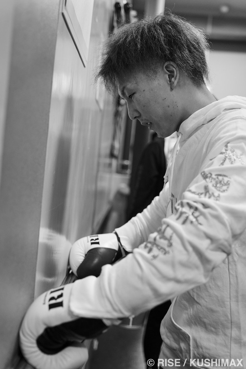 kushima_makoto's tweet photo. “RISE.152”
#平野凌我 

#rise #rise152 #kickboxing #karate #boxing #mma #backstage #blackandwhite https://t.co/6Wm0eIBgDo