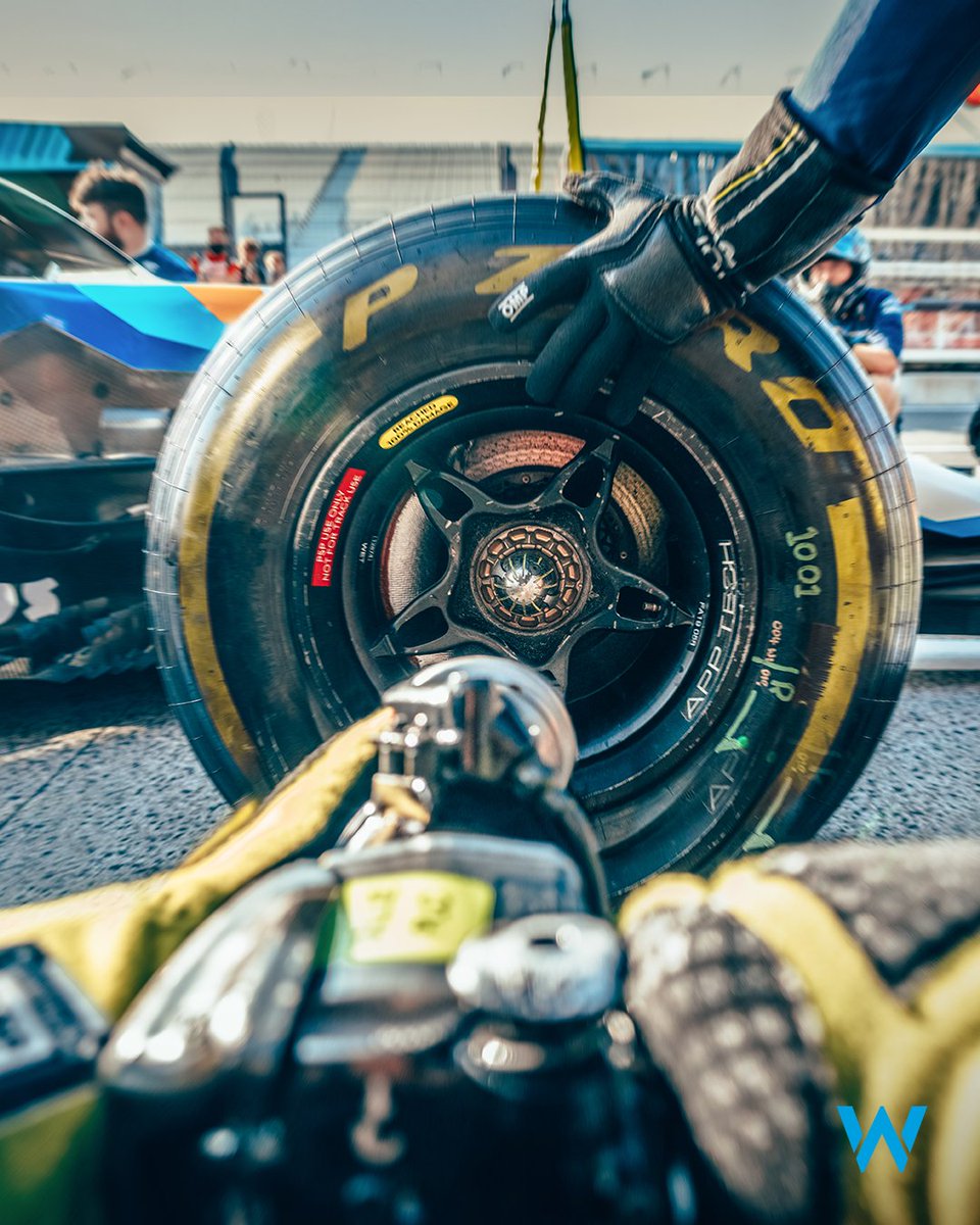 Clocking the fastest pitstop of the #MexicoGP with a 2.17s stop ⚡️

Great work, team 👏