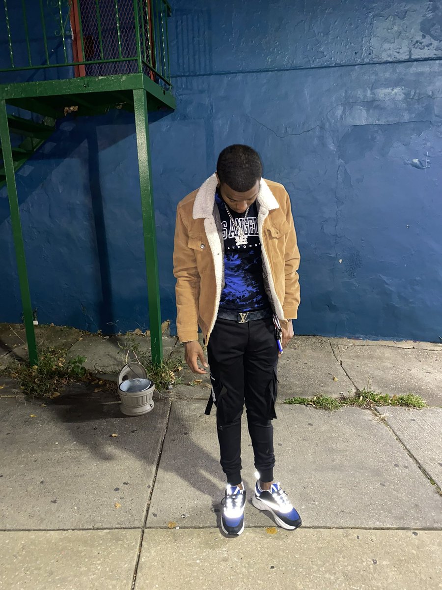 3300strap's tweet photo. I motivated the motivators 🤧 https://t.co/XqUORwDb46