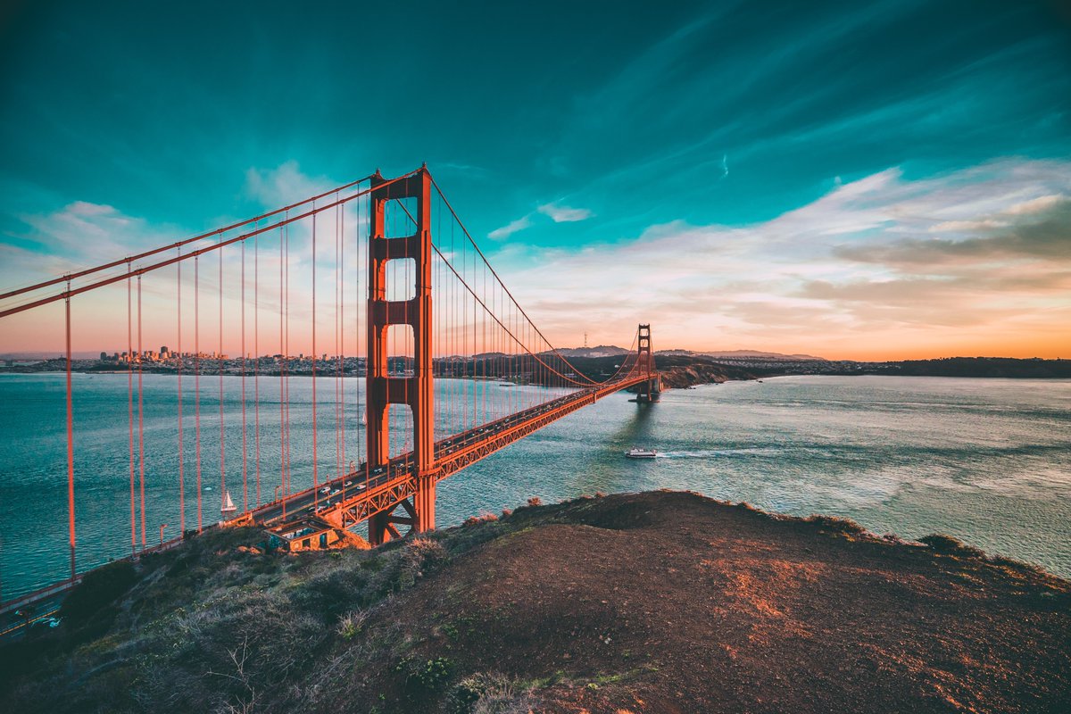 HillsBalfour's tweet photo. As the US reopens, SFO International Airport is ready to welcome vaccinated UK travellers back to San Francisco! Watch @flySFO's witty video showing how the airport has been preparing for the return of us Brits. Watch here: https://t.co/2u7JXC3tvU 
@onlyinsf https://t.co/wpp2DMDMyO