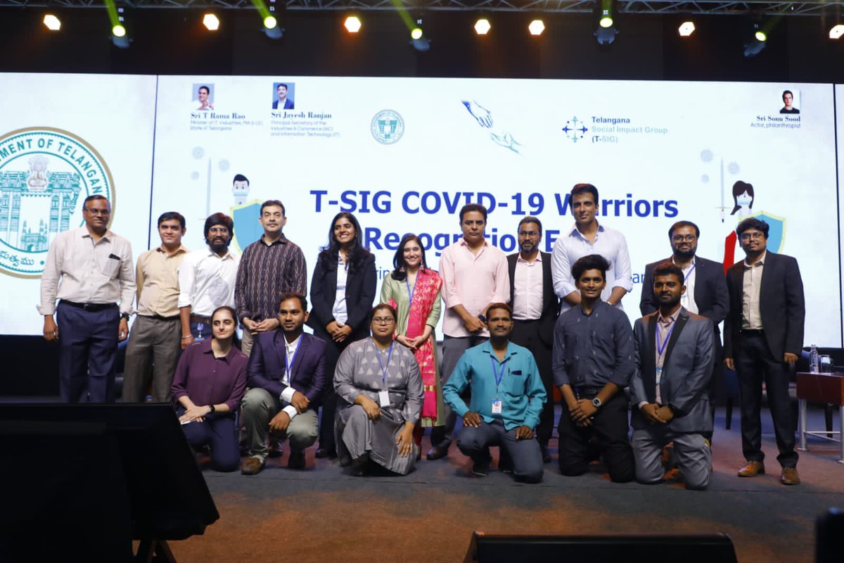 idlebraindotcom's tweet photo. COVID warriors, NGO's and corporates worked in Telangana are felicitated by @Sonusood, Hon'ble Minister @KTRTRS Principal Secretary of IT E&amp;C  Sri Jayesh Ranjan garu. The event is hosted by @TelanganaSIG the CSR cell of govt of Telangana  

 #tsig #telangana #tsocialimpactgroup https://t.co/Uehfk5J5OA