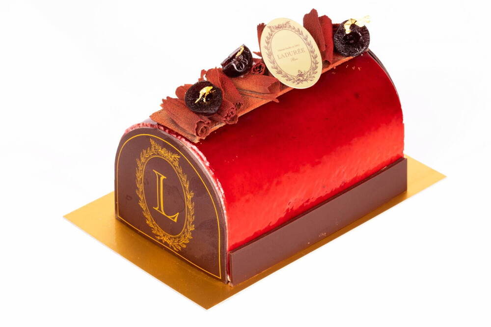 fashionpressnet's tweet photo. ラデュレ21年クリスマスケーキ、“ローズ×フランボワーズ”の華やかビュッシュ・ド・ノエル - https://t.co/Qx9KJ6ubmk https://t.co/WLOqcXq9Oa